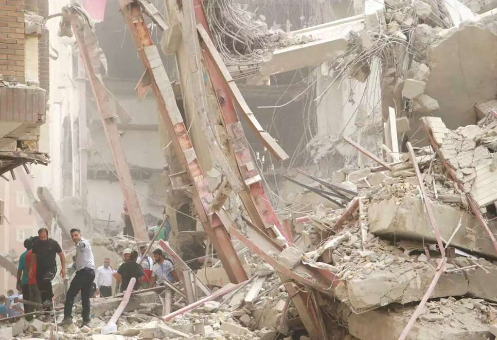Ιράν: 19 νεκροί από την κατάρρευση πολυώροφου κτιρίου