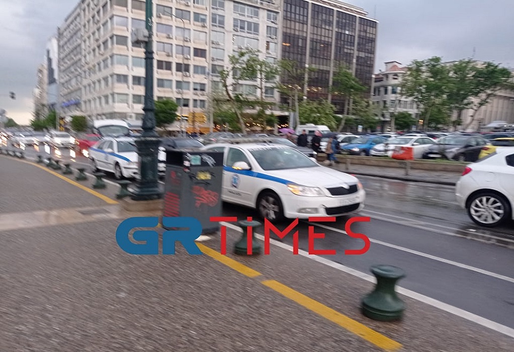 Θεσσαλονίκη: Ανατροπή μοτοσικλέτας στο λιμάνι – Στο νοσοκομείο ο 24χρονος οδηγός