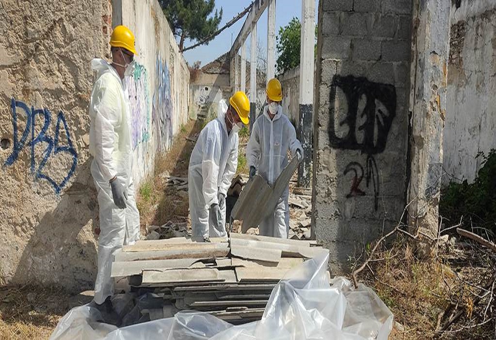 Ξεκίνησαν οι εργασίες απομάκρυνσης αμιάντου από κτίρια του πρώην στρατοπέδου Παύλου Μελά (ΦΩΤΟ) 