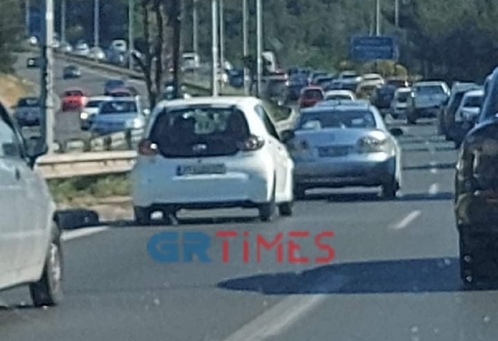 Με χαμηλές ταχύτητες η κυκλοφορία στην Περιφερειακή Οδό Θεσσαλονίκης (VIDEO) 