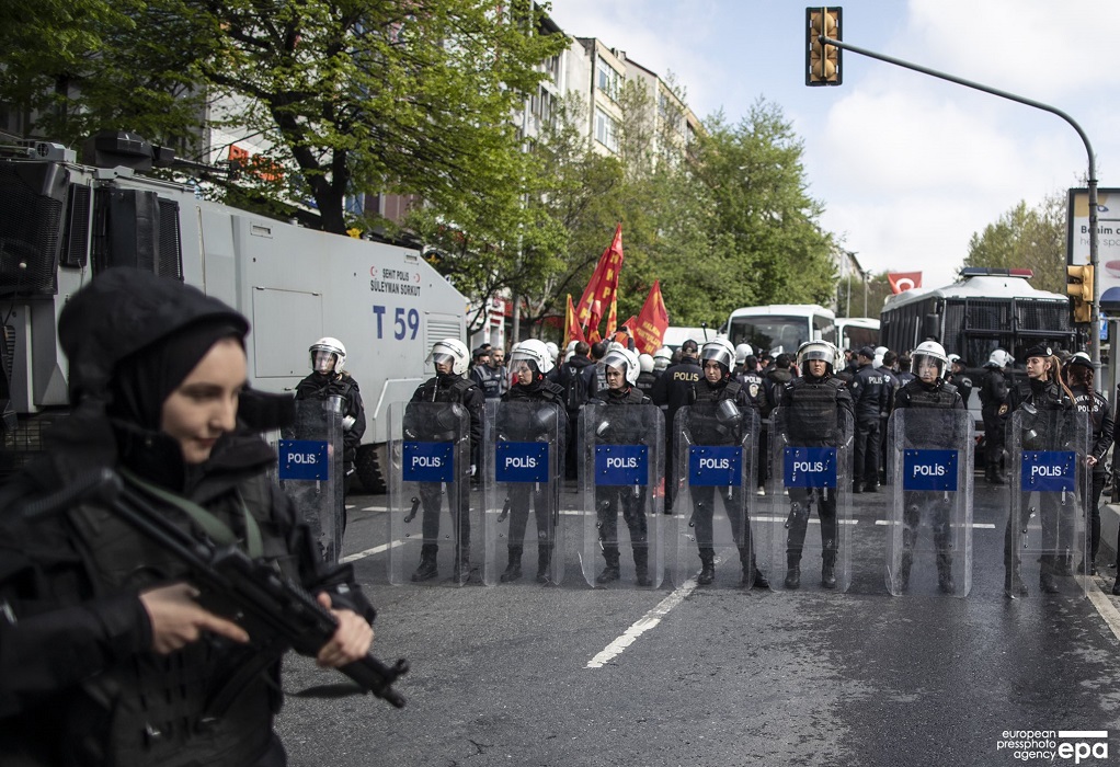 Τουρκία: Δεκάδες συλλήψεις στις διαδηλώσεις της Πρωτομαγιάς (ΦΩTO-VIDEO)