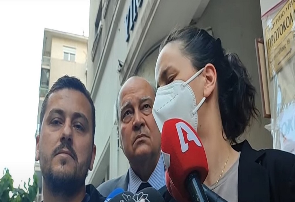 Θάνατος 3χρονης-Θεσσαλονίκη: Ξέσπασαν οι γονείς μετά τη συνάντηση με τον Πλεύρη-«Έκαναν το παιδί πειραματόζωο» (VIDEO)
