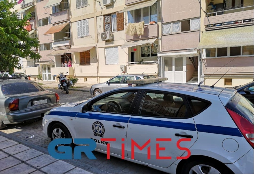 Θεσσαλονίκη: Απειλούσε την ανιψιά με όπλο για να παντρευτεί τον υιό του – Ασελγούσε σε βάρος της