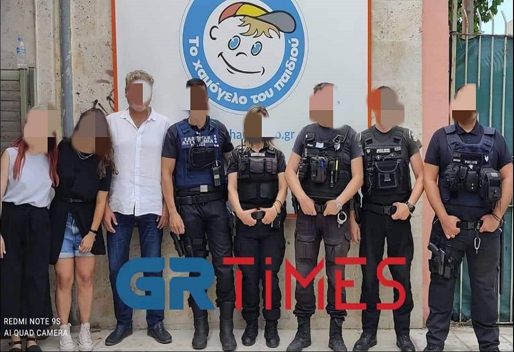 Θεσσαλονίκη: Αστυνομικοί χάρισαν χαμόγελα σε παιδιά στο… Χαμόγελο του Παιδιού (ΦΩΤΟ)