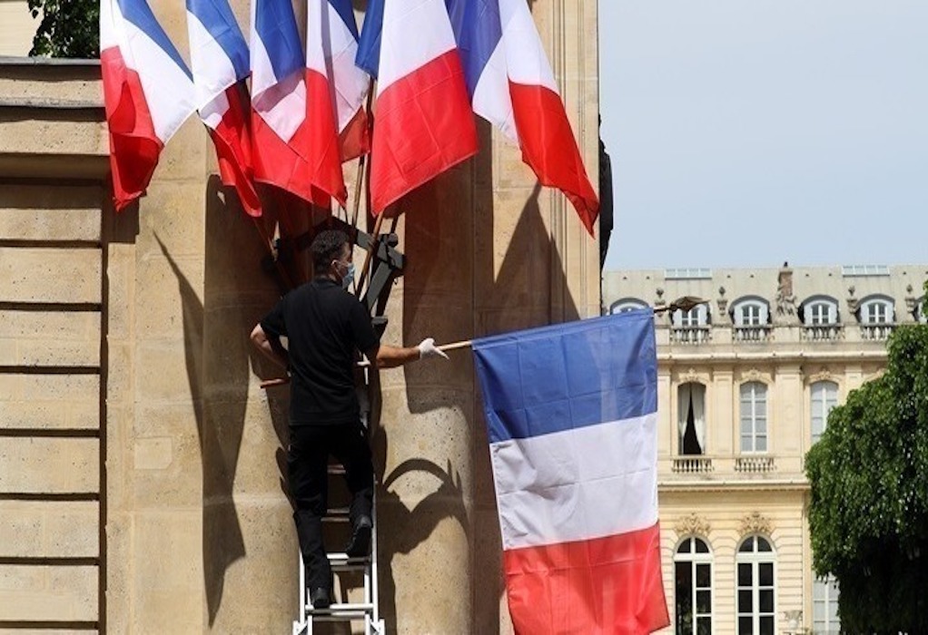 Βουλευτικές εκλογές – Γαλλία: Ο Μακρόν ελπίζει ότι οι ψηφοφόροι θα του δώσουν αυτοδυναμία