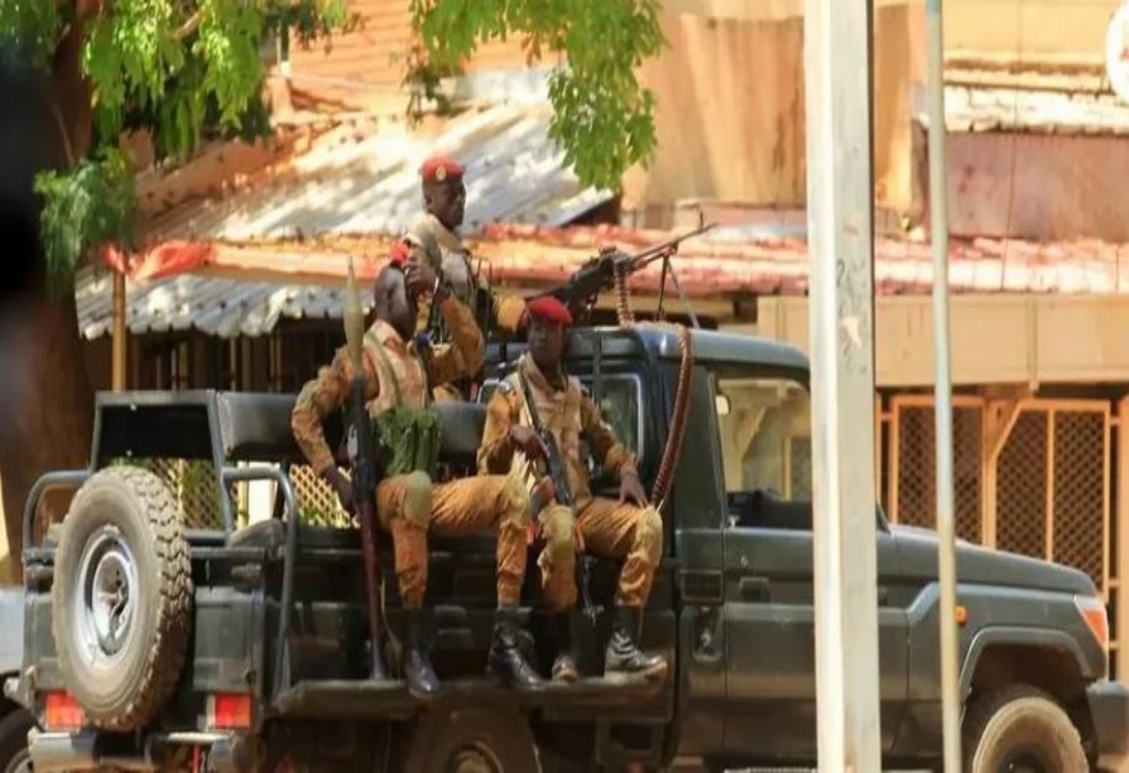 Μπουρκίνα Φάσο: Παρουσιάστηκαν πάνω από 90.000 εθελοντές για να πολεμήσουν τους τζιχαντιστές