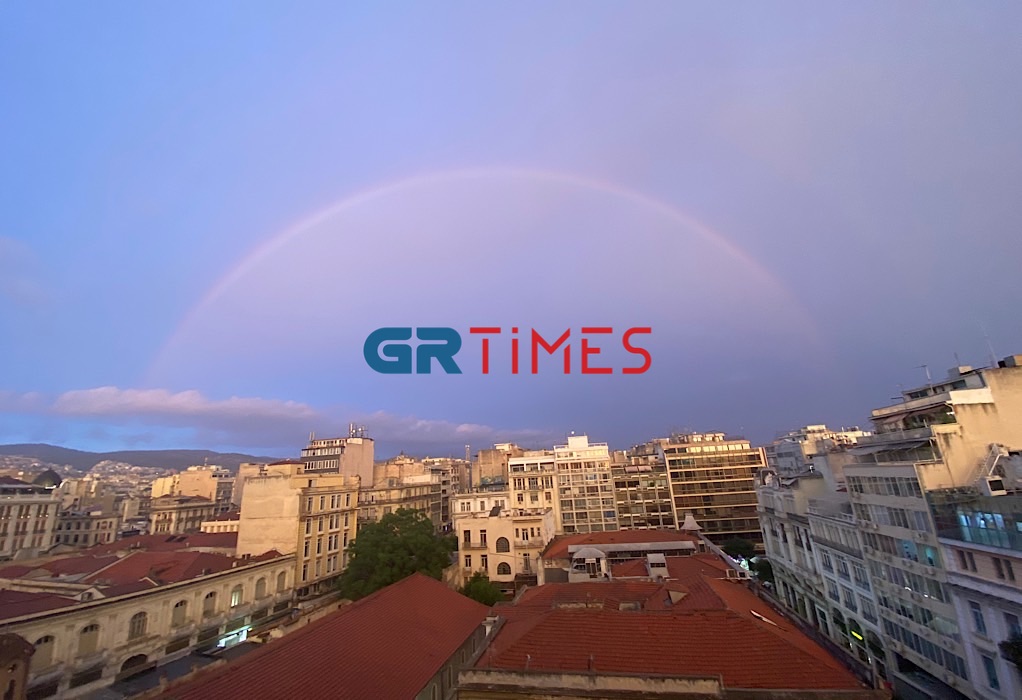 Η βροχή «έφερε» Ουράνιο Τόξο στη Θεσσαλονίκη! (ΦΩΤΟ-VIDEO)