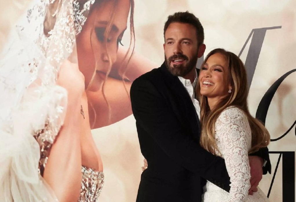 Bennifer: Οι τρεις εντυπωσιακές εμφανίσεις της Jennifer Lopez και τα δώρα που έλαβαν οι καλεσμένοι (ΦΩΤΟ)