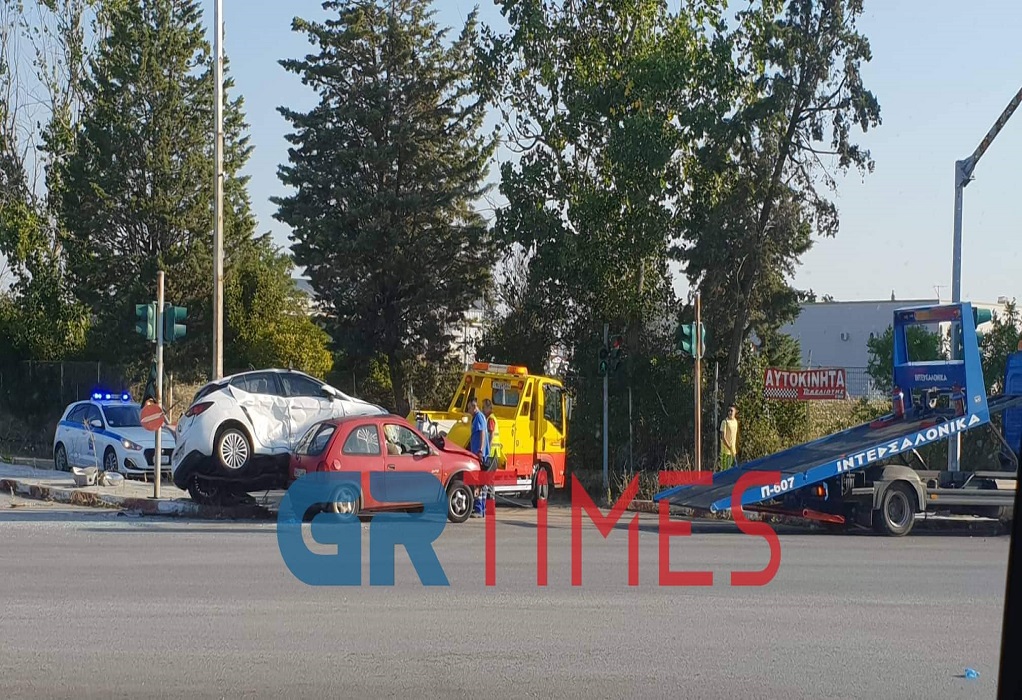 Θεσσαλονίκη: Τροχαίο ατύχημα με τραυματία στη Θέρμη