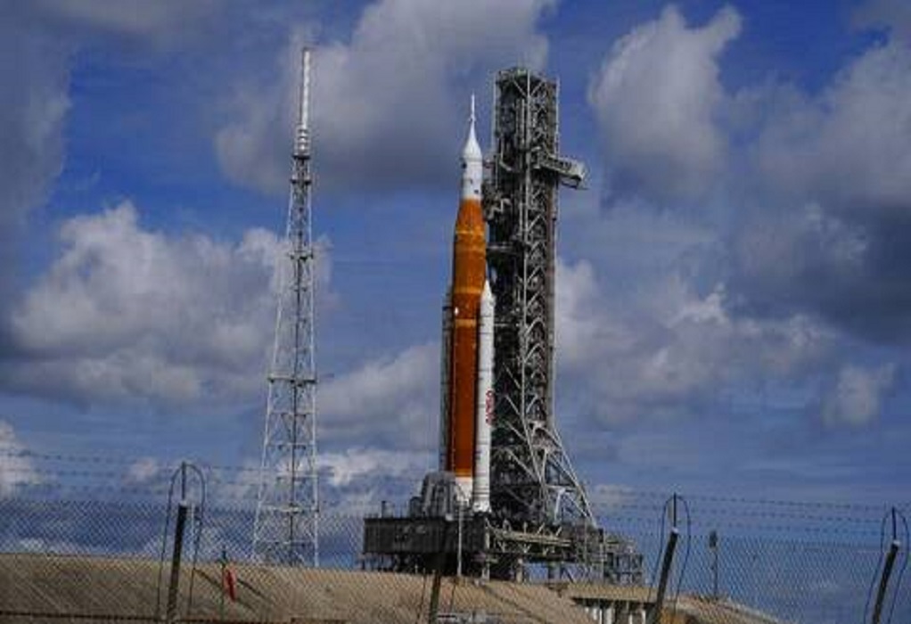 NASA: Αποσύρει τον πύραυλο SLS από την πλατφόρμα εκτόξευσης λόγω του τυφώνα Ίαν