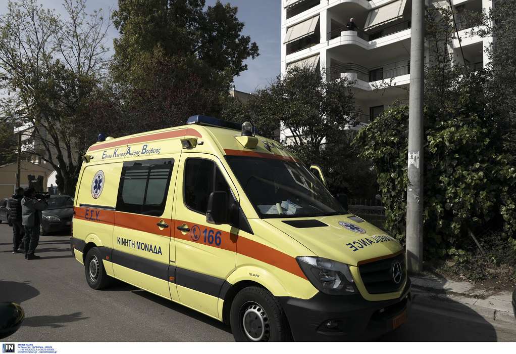 Κόρινθος: Νεκρή 40χρονη που βρέθηκε στο κενό από τέταρτο όροφο πολυκατοικίας