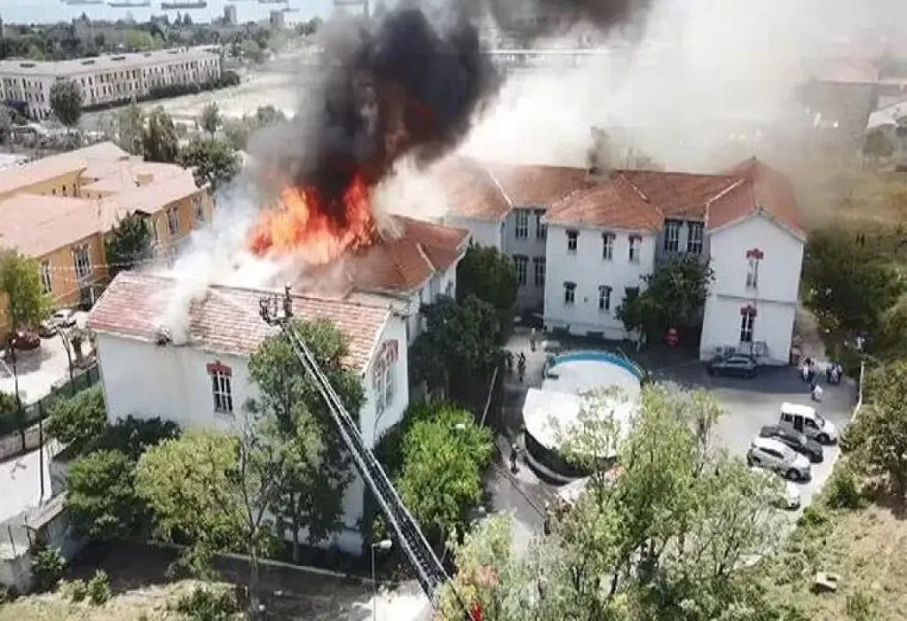 Μεγάλη φωτιά στο Ελληνικό Νοσοκομείο Βαλουκλή στην Κωνσταντινούπολη (ΦΩΤΟ-VIDEO)