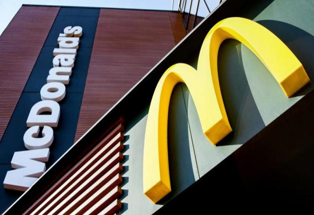 Τα McDonald’s ξανανοίγουν καταστήματα τους στην Ουκρανία