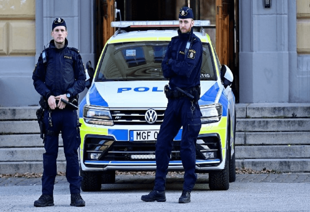 Σουηδία: Δύο τραυματίες από πυροβολισμούς σε εμπορικό κέντρο στην πόλη Μάλμε (VIDEO)
