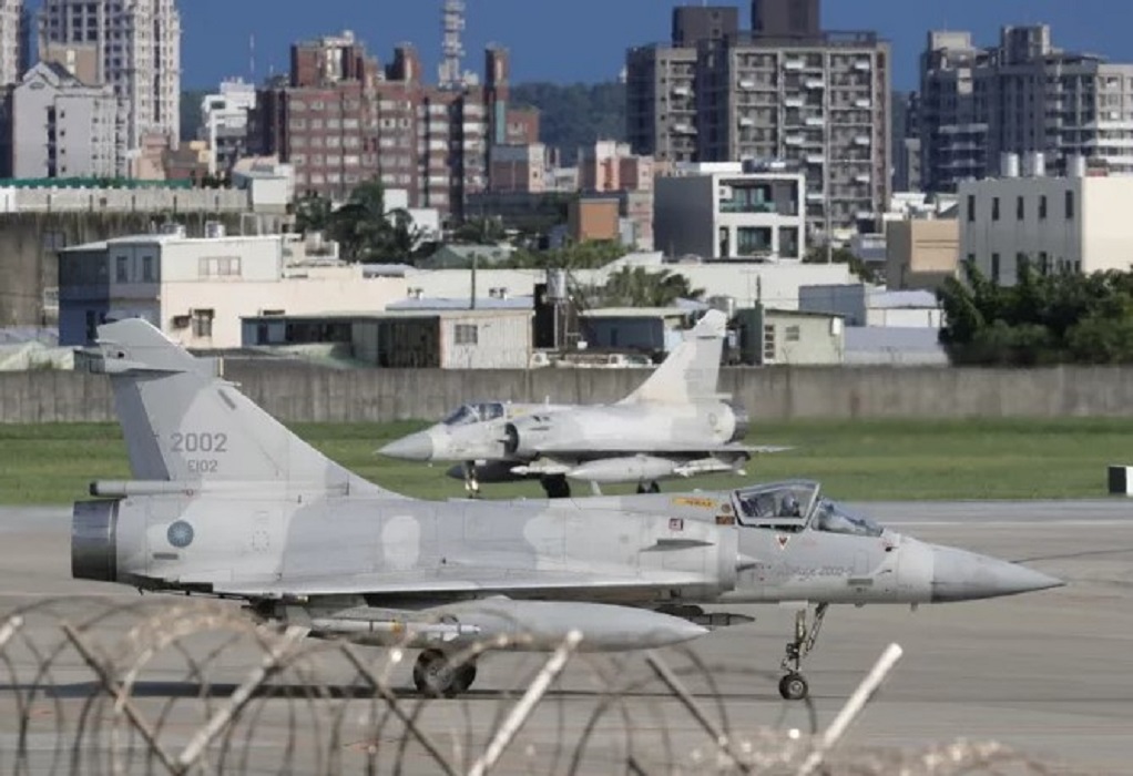 Στην αντεπίθεση η Ταϊβάν: Στέλνει αεροσκάφη και πλοία ως απάντηση στα στρατιωτικά γυμνάσια της Κίνας