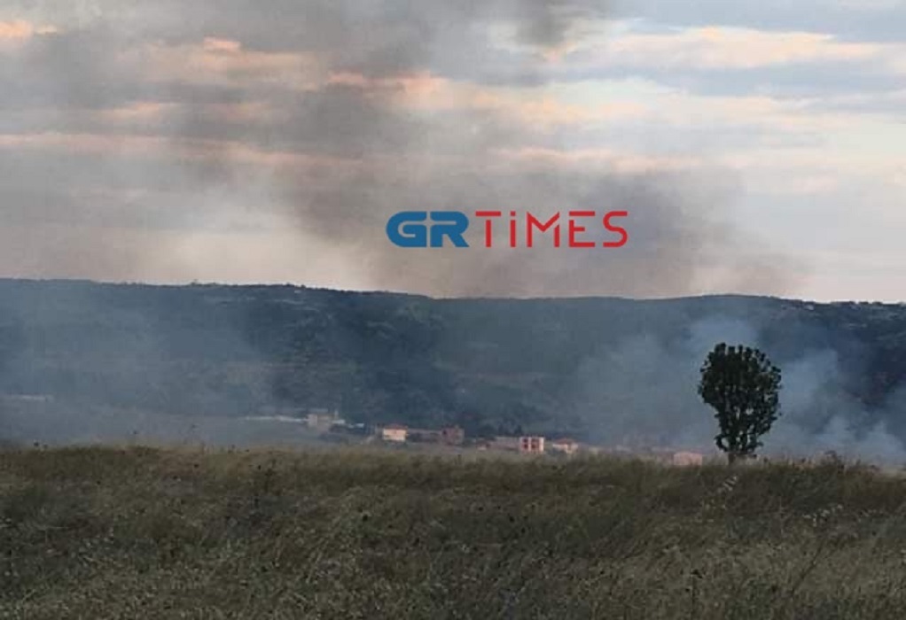Θεσσαλονίκη: Οριοθετήθηκε η φωτιά στο Ωραιόκαστρο – Τι απέτρεψε τα χειρότερα (VIDEO-ΦΩΤΟ)