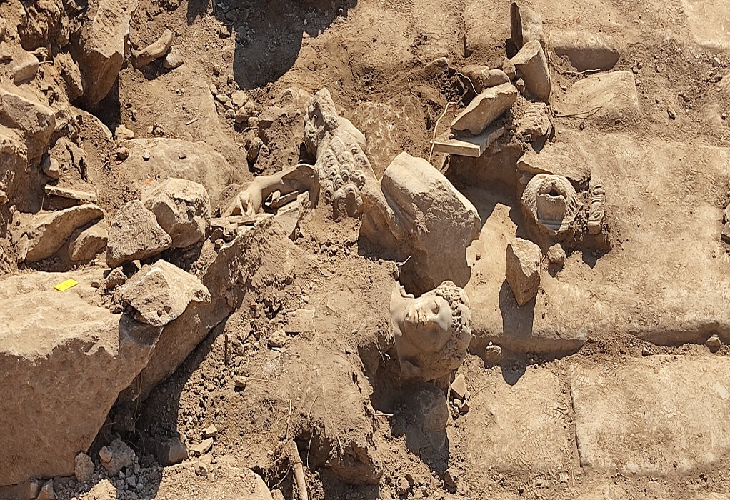 Εντυπωσιακό άγαλμα του Ηρακλή ανέδειξε η αρχαιολογική σκαπάνη στους Φιλίππους (ΦΩΤΟ)