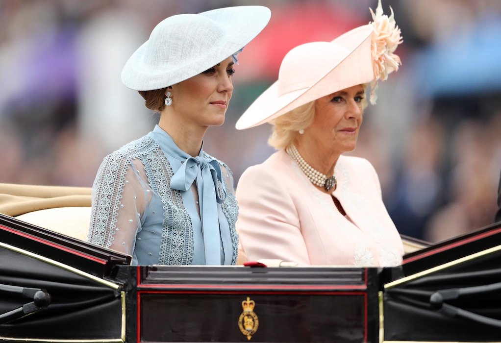 Βασίλισσα Ελισάβετ: Μοιράζουν τα κοσμήματα και τα πράγματα της – Τι θα πάρουν η Κέιτ και η Καμίλα