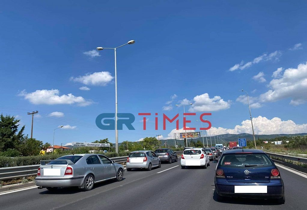 Θεσσαλονίκη: Μετ’ εμποδίων η κυκλοφορία στην Περιφερειακή Οδό λόγω τροχαίων (ΧΑΡΤΗΣ)