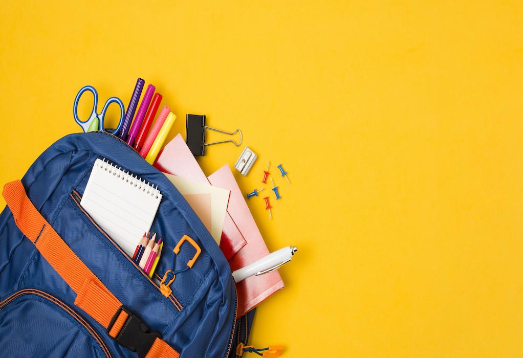 Σχολική τσάντα: Η άγνωστη πάθηση που μπορεί να προκαλέσει το βάρος της στα παιδιά