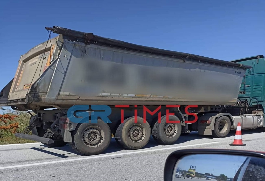Θεσσαλονίκη: Νεκρός 57χρονος που παρασύρθηκε από την καρότσα του φορτηγού του