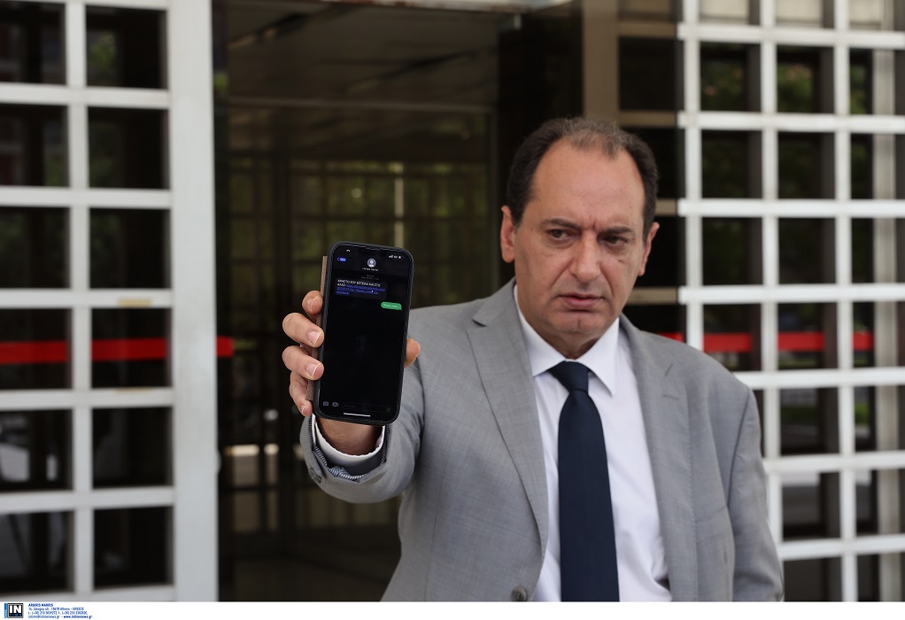 Καταγγελία Σπίρτζη για παρακολούθηση στο κινητό του: Κύριε Μητσοτάκη παρακολουθούσατε τις συνομιλίες μου με τον Αλ. Τσίπρα; (VIDEO)