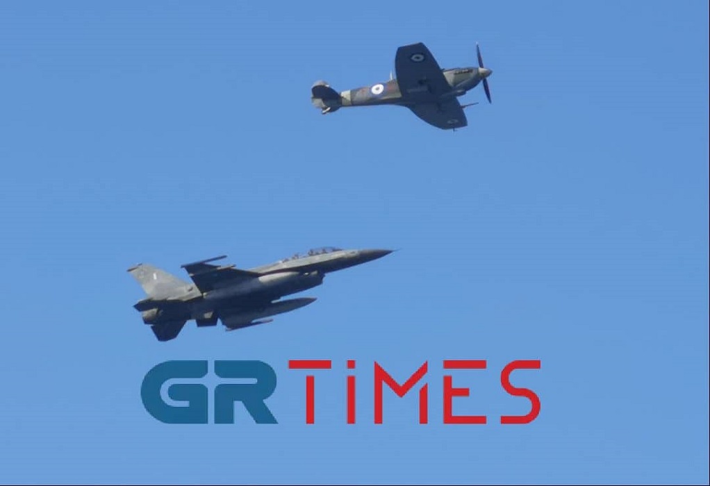 Στον ουρανό της Θεσσαλονίκης και το Spitfire (ΦΩΤΟ-VIDEO)