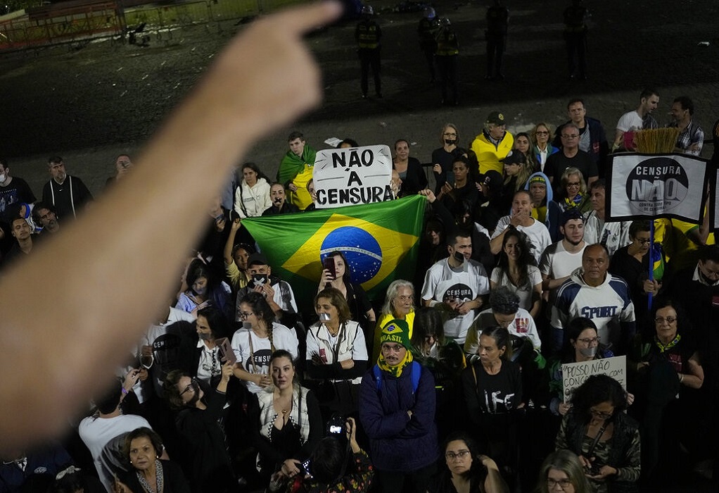 Βραζιλία: Εκρηκτική τηλεμαχία Μπολσονάρου–Λούλα λίγο πριν τον δεύτερο γύρο των προεδρικών εκλογών