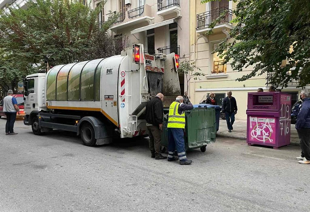 Θεσσαλονίκη: Απομακρύνονται οι κάδοι απορριμμάτων από την περιοχή του ιστορικού κέντρου