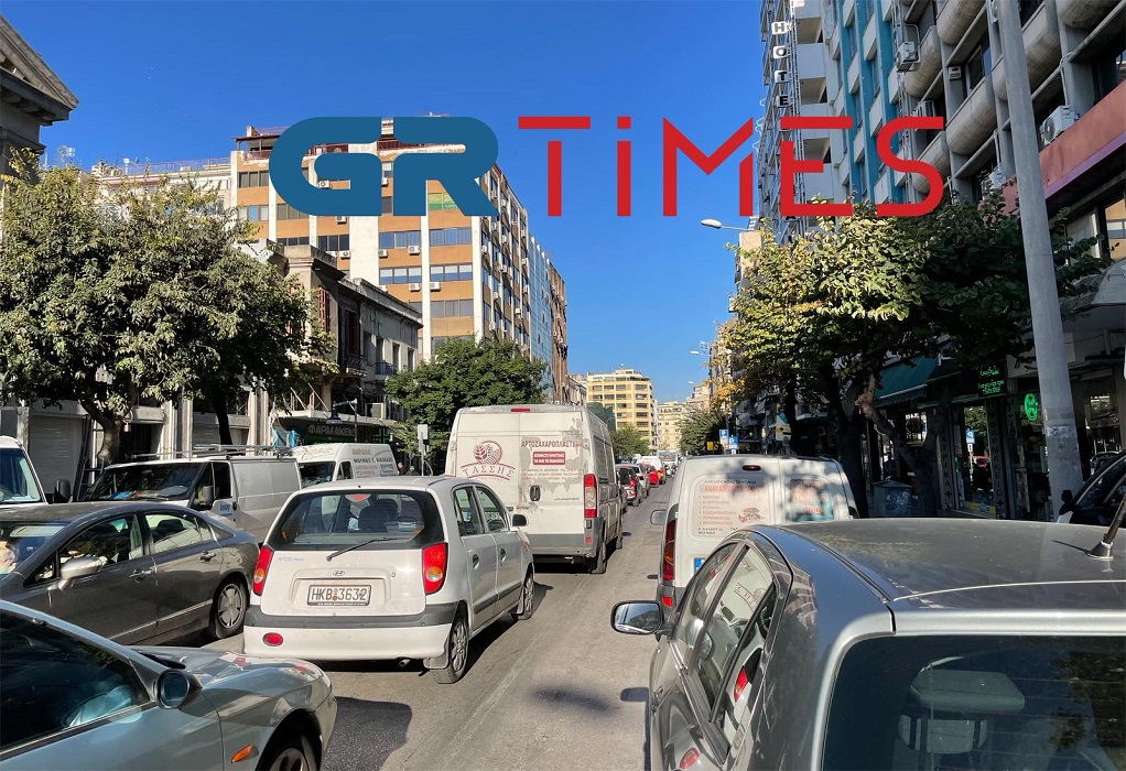 Θεσσαλονίκη: Τροχαίο στην Περιφερειακή «φράκαρε» όλη την πόλη για σχεδόν 4 ώρες (ΦΩΤΟ-VIDEO)