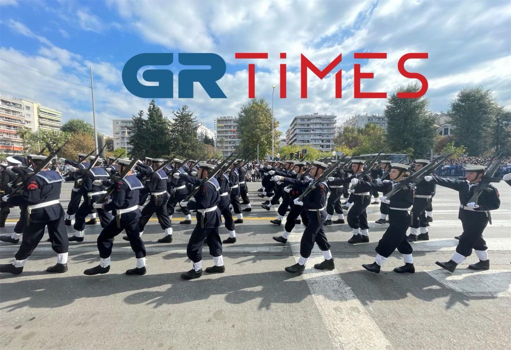 Οι 7+1 καλύτερες στιγμές της στρατιωτικής παρέλασης στη Θεσσαλονίκη (ΦΩΤΟ)