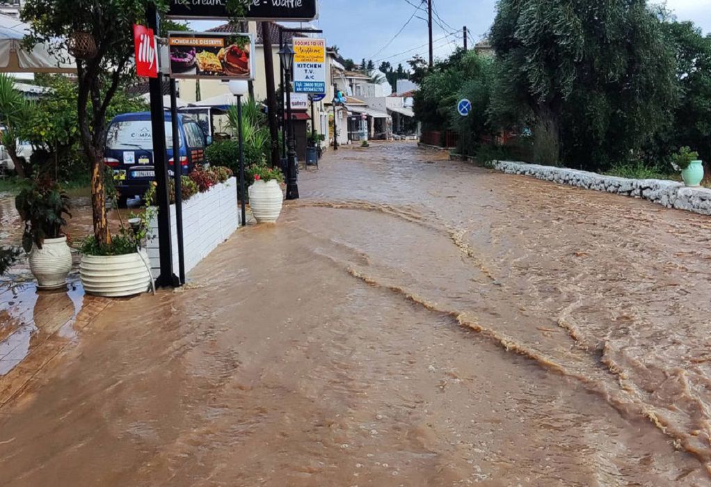 Ηγουμενίτσα: Πλημμύρες στα Σύβοτα Θεσπρωτίας από την κακοκαιρία (VIDEO)