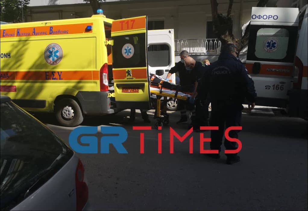 Θεσσαλονίκη: Νεαρός έπεσε από τον 5ο όροφο πολυκατοικίας (ΦΩΤΟ-VIDEO)