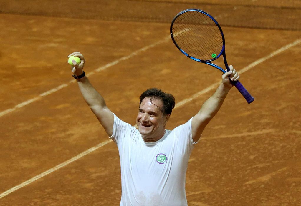 Αδ. Γεωργιάδης: Πέρασε στους «16» στο τουρνουά τένις της Φιλοθέης (VIDEO)