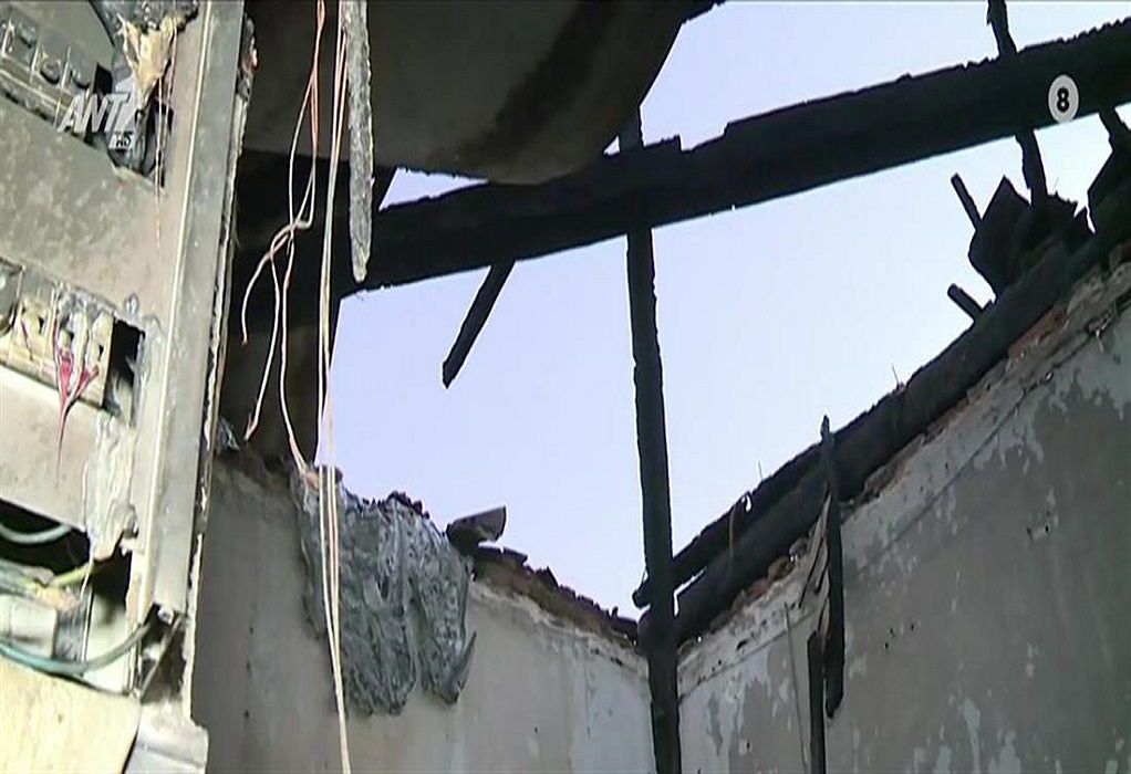 Φωτιά στο Δημαρχείο Σερβίων: «Μας είπαν ότι το πρόβλημα ήταν μικρό, αλλά το κτήριο ήταν παλιό» (VIDEO)