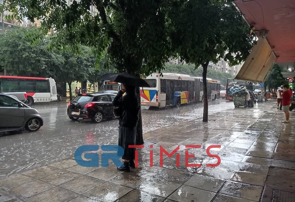 Θεσσαλονίκη-Πλημμύρες: Τα έξι σημεία στα οποία δημιουργούνται τα μεγαλύτερα προβλήματα