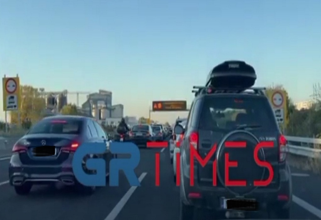 Θεσσαλονίκη: Καραμπόλα πέντε οχημάτων  (ΧΑΡΤΗΣ)