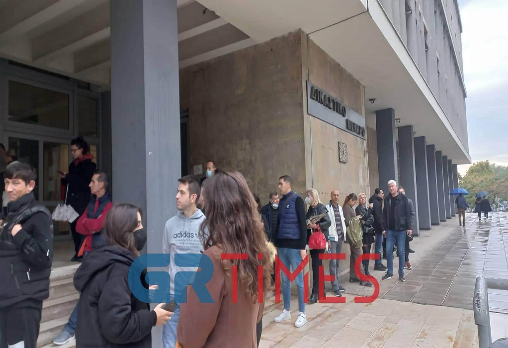 Θεσσαλονίκη: Τηλεφώνημα για βόμβα στα Δικαστήρια-Εκκενώνεται το κτίριο (ΦΩΤΟ-VIDEO)