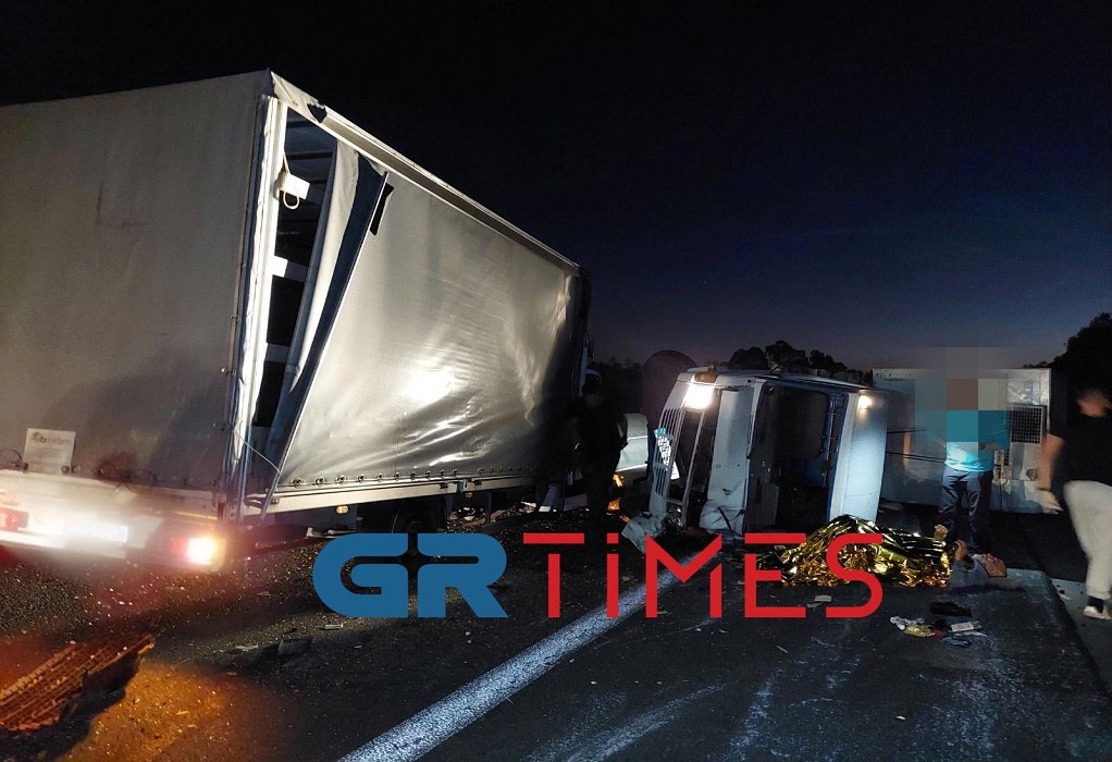 Εγνατία Οδός: Τροχαίο με ανατροπή φορτηγού – Ένας τραυματίας (ΦΩΤΟ)