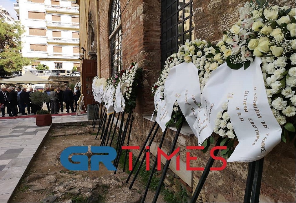 Η Θεσσαλονίκη αποχαιρετά τον Βασίλη Παπαζάχο (ΦΩΤΟ-VIDEO)