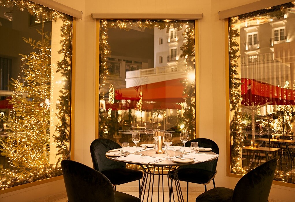 Ρεβεγιόν στο Grand Hotel Palace: Γιορτινά μενού σε ένα πολυτελές περιβάλλον