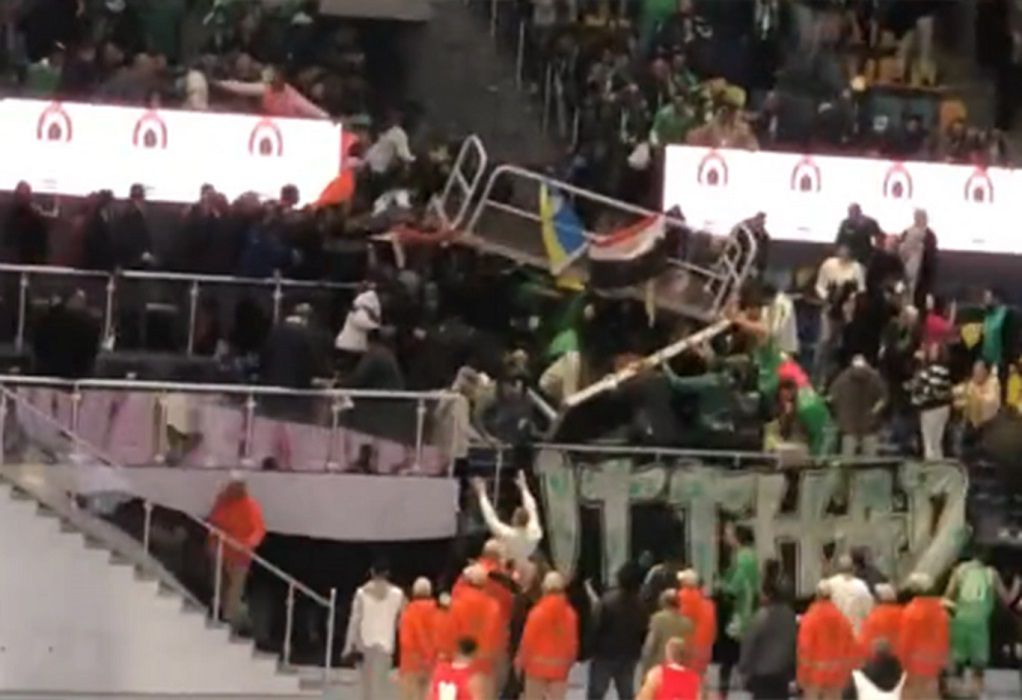 Κάιρο: 27 τραυματίες από κατάρρευση κερκίδας σε γήπεδο μπάσκετ (VIDEO)