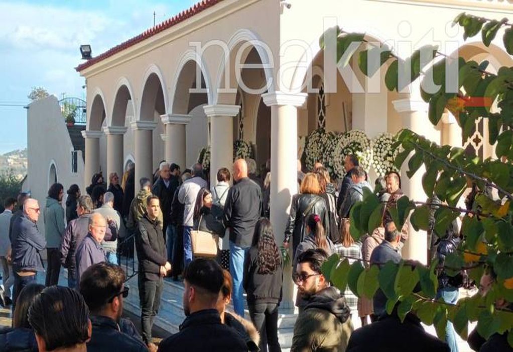 Χανιά: Θρήνος στην κηδεία της 21χρονης Έμμας που παρασύρθηκε από αυτοκίνητο στη Θεσσαλονίκη  (ΦΩΤΟ-VIDEO)