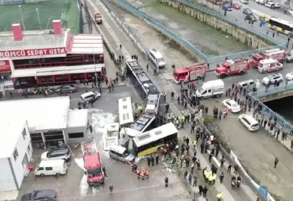 Κωνσταντινούπολη: Σύγκρουση τραμ με λεωφορείο – 19 τραυματίες (VIDEO)