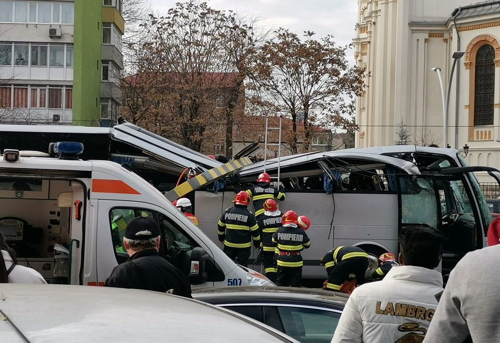 Ρουμανία: Τροχαίο με λεωφορείο με Έλληνες τουρίστες – Ένας νεκρός και πολλοί τραυματίες (VIDEO)