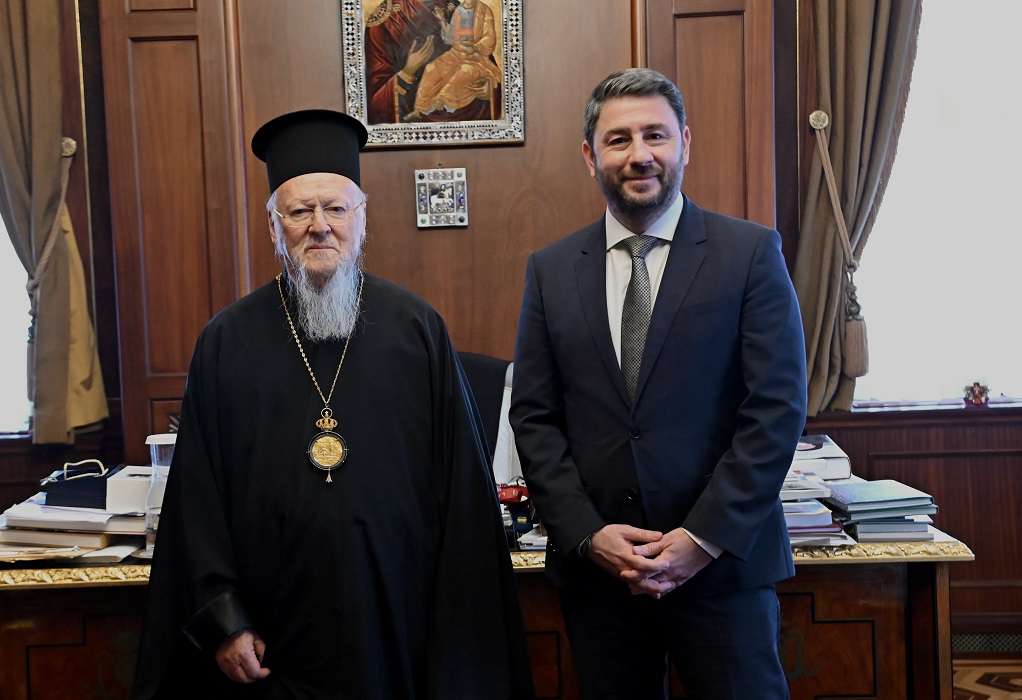 Συνάντηση Ανδρουλάκη με τον Οικουμενικό Πατριάρχη στο Φανάρι (ΦΩΤΟ)