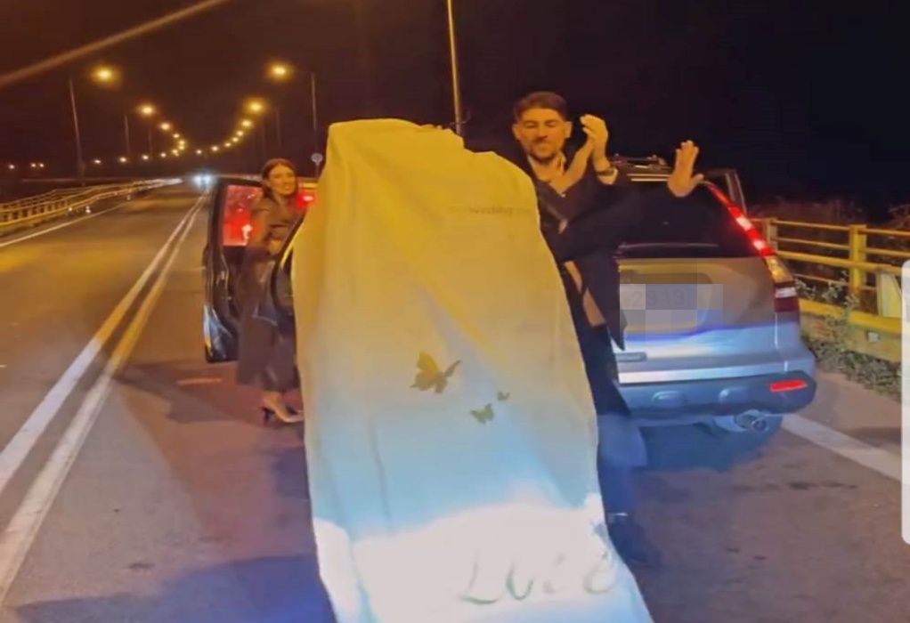 Κοζάνη: Βαρέθηκαν να περιμένουν το φανάρι και… έστησαν νυφικό γλέντι στο δρόμο! (VIDEO) 