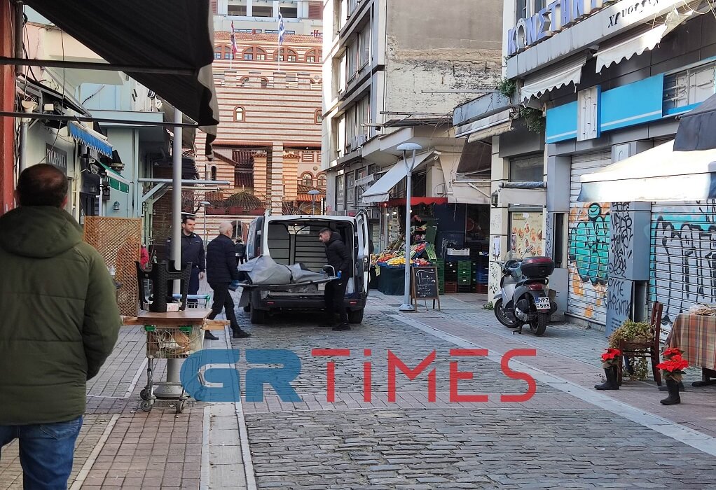 Θεσσαλονίκη: Ιδιοκτήτης καταστήματος βρήκε νεκρό τον 59χρονο άστεγο που φιλοξενούσε (ΦΩΤΟ-VIDEO)