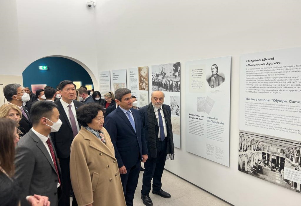 Ο Λ. Αυγενάκης ξενάγησε την αντιπρόεδρο της Λαϊκής Δημοκρατίας της Κίνας και τον ομόλογό του στο Ολυμπιακό Μουσείο 