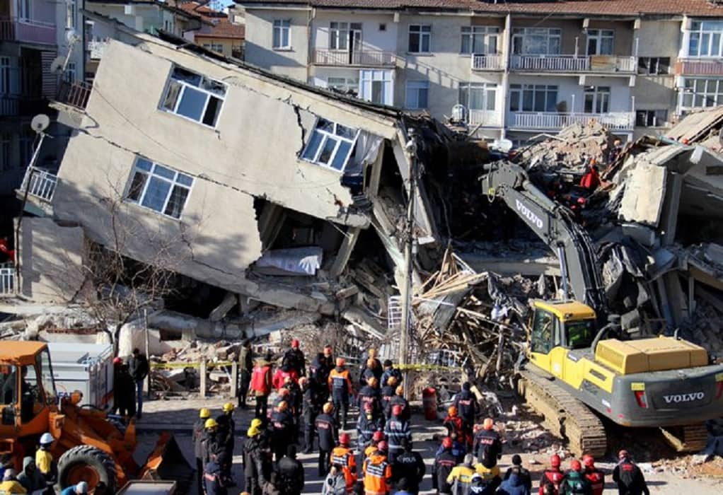 Σεισμός στην Τουρκία: Εντείνεται η έρευνα για τα κτίρια που κατέρρευσαν-Διαταγή για σύλληψη 113 προσώπων